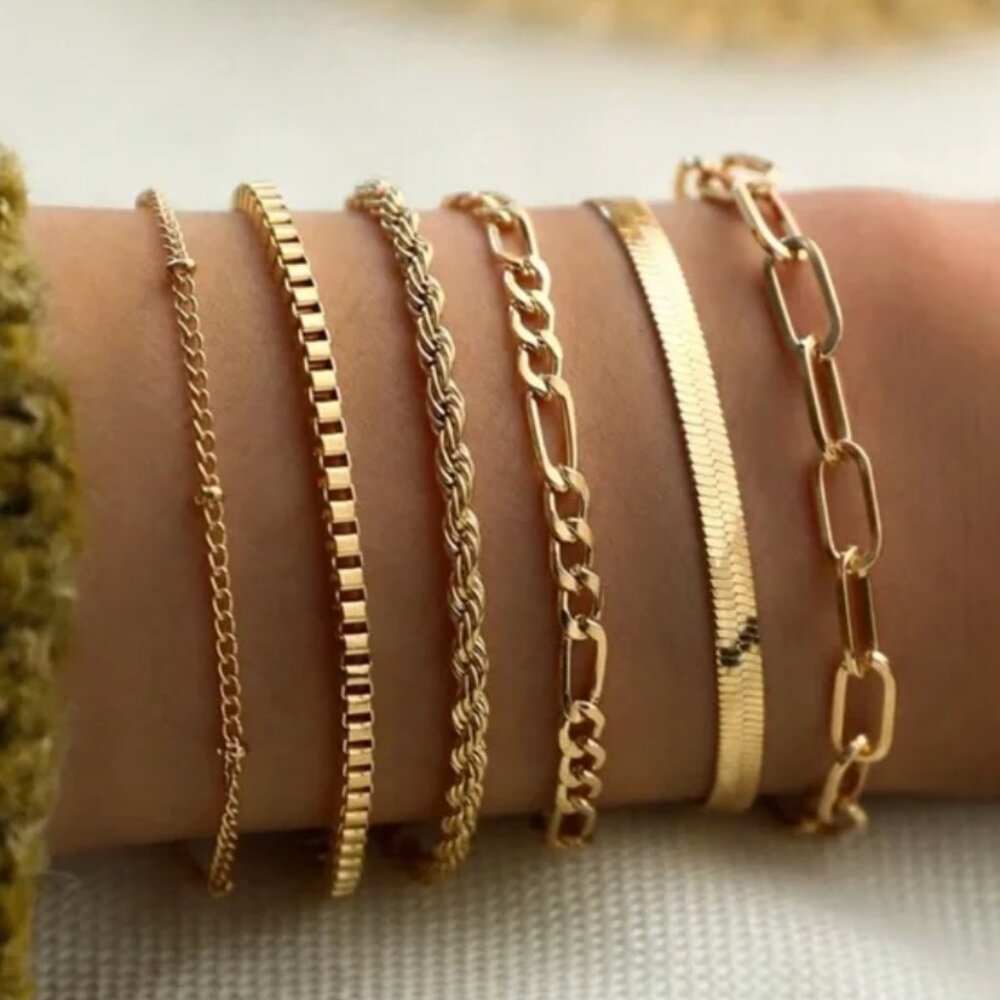 Gold Bracelets 6 Piece Set